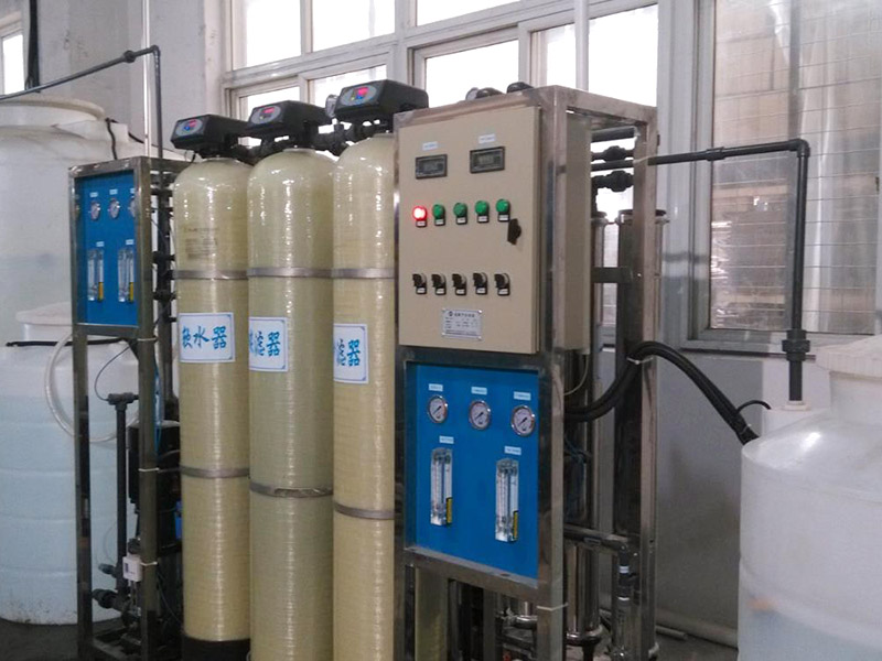 純水設(shè)備一套有哪些？